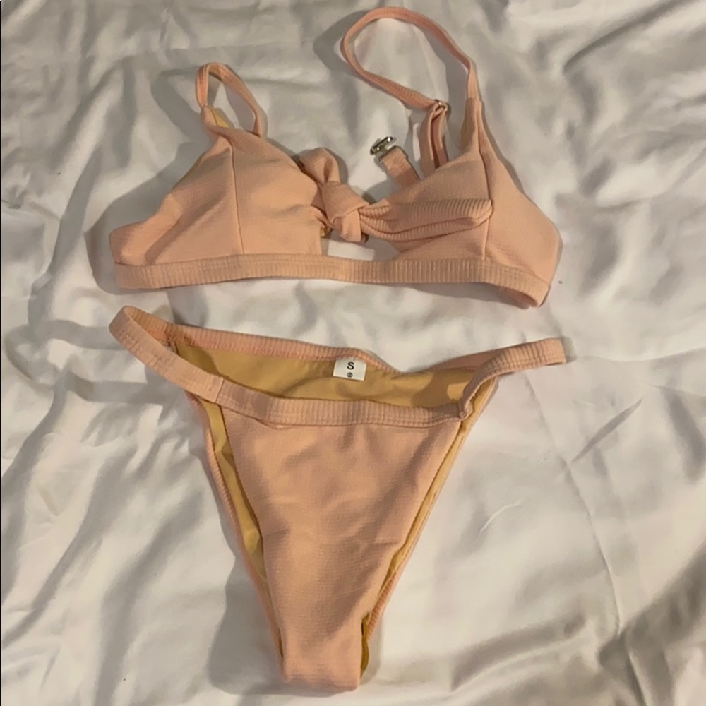 NEVER WORN baby pink two piece swimsuit